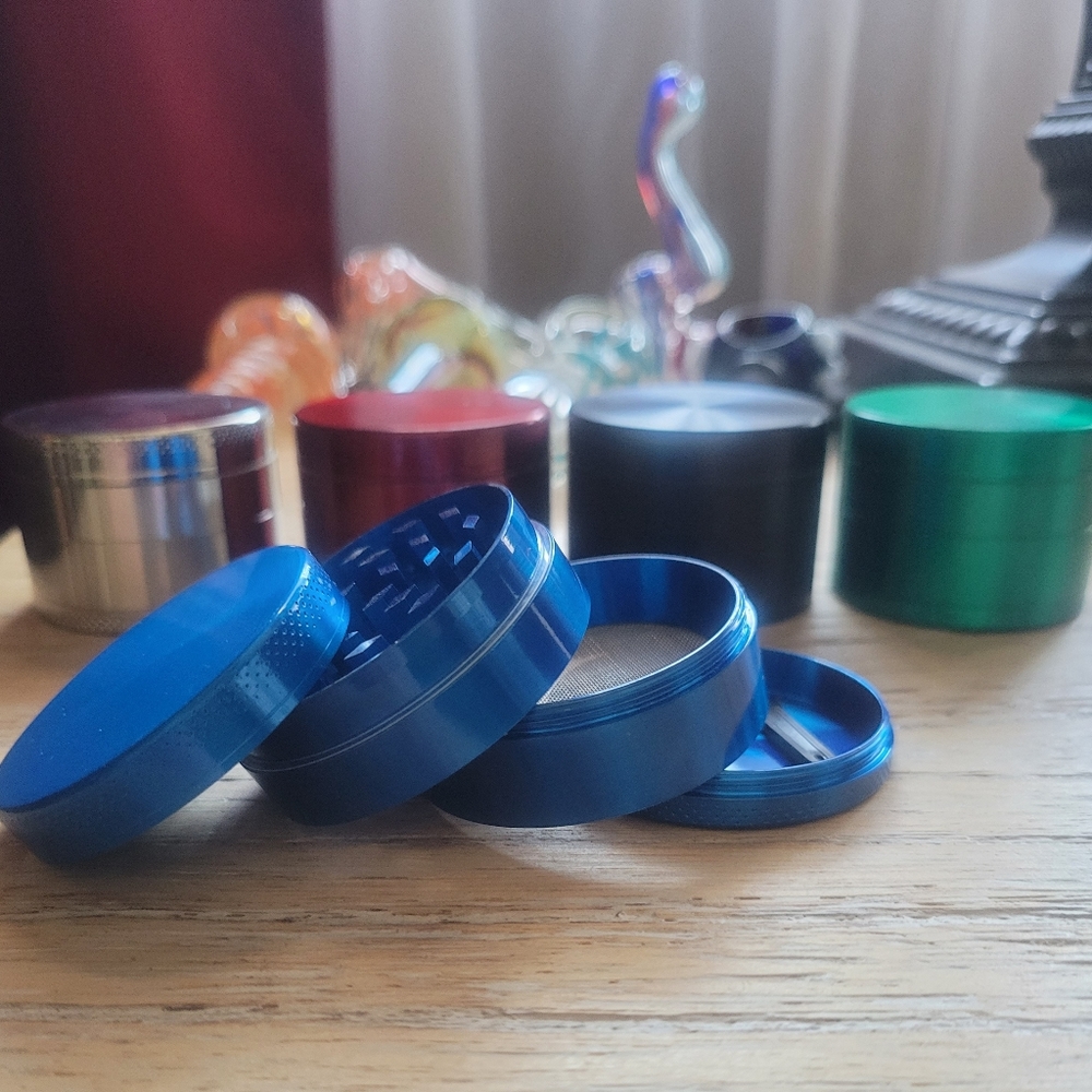 4 Piece Metal Herb Grinder